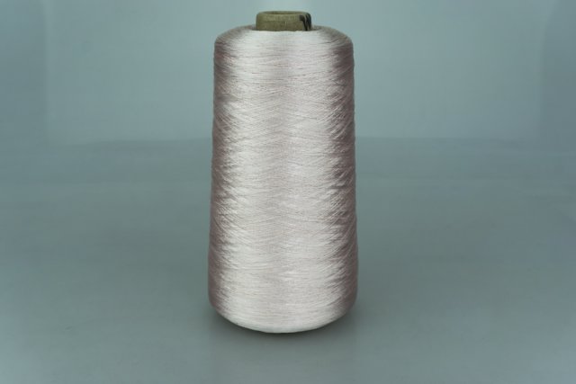 WINNING TEXTILE CO.LTD Art. BRIGHT RAYON Col. SA94833 LIGHT PINK ( Пыльная роза ) Состав: 100% Вискоза ( VI ). Метраж пряжи: 6000м/100гр. ( 120D/1*2 )