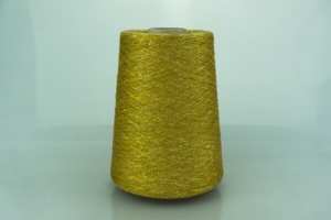 LANIFICIO DELL'OLIVO S.p.a.  Art. LUNAR  Col. 1405 GIALLO ( Горчица, золотой люрекс )  Состав: 70% Вискоза ( VI ), 12% Полиэстер ( PL ), 15% Люрекс ( ME ).  Метраж пряжи: 3500м/100гр. ( 35000 ) 