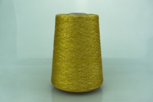 LANIFICIO DELL'OLIVO S.p.a.  Art. LUNAR  Col. 1405 GIALLO ( Горчица, золотой люрекс )  Состав: 70% Вискоза ( VI ), 12% Полиэстер ( PL ), 15% Люрекс ( ME ).  Метраж пряжи: 3500м/100гр. ( 35000 ) 
