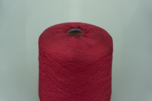 BOTTO POALA.  Art. DRAGON  Col. 064 SMALT ( Красный )  Состав: 100% Шёлк ( SE ).  Метраж пряжи: 3000м/100гр. ( 2/120*2 ) 