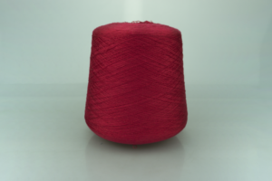 BOTTO POALA.  Art. DRAGON  Col. 064 SMALT ( Красный )  Состав: 100% Шёлк ( SE ).  Метраж пряжи: 3000м/100гр. ( 2/120*2 ) 
