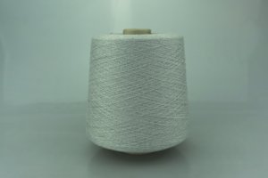 C.T.F. Art. FREISA Col. 3305 ( Жемчуг )  Состав: 88% Лён ( LI ), 12% Полиамид ( PA ).  Метраж пряжи: 2050м/100гр. ( 1/20500 ) 