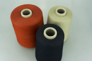 Pecci Filati S.P.A.   Art. FRUSCIANTE  Состав: 100% Креповый шёлк ( SE ).  Метраж пряжи: 6500м/100гр. ( 65000 ) 