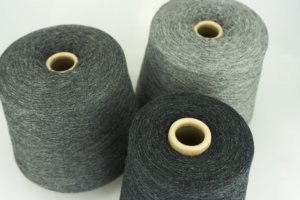 LORO PIANA.  Art. BABY CASHMERE  Состав: 100% Кашемир ( WS ).  Метраж пряжи: 1300м/100гр. ( 2/26 ) 