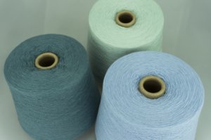 LORO PIANA.  Art. BABY CASHMERE  Состав: 100% Кашемир ( WS ).  Метраж пряжи: 1300м/100гр. ( 2/26 ) 
