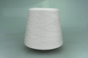 LORO PIANA.  Art. BABY CASHMERE  Col. ROSA ( Пыльная роза )  Состав: 100% Кашемир ( WS ).  Метраж пряжи: 1300м/100гр. ( 2/26 ) 