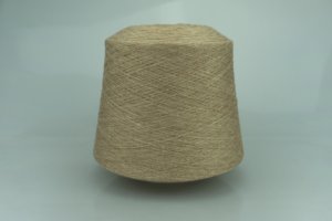 LORO PIANA.  Art. BABY CASHMERE  Col. ACERO ( Верблюд )  Состав: 100% Кашемир ( WS ).  Метраж пряжи: 1300м/100гр. ( 2/26 ) 