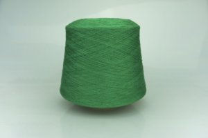 LORO PIANA.  Art. BABY CASHMERE  Col. GREEN APPLE ( Зелёное яблоко )  Состав: 100% Кашемир ( WS ).  Метраж пряжи: 1300м/100гр. ( 2/26 ) 