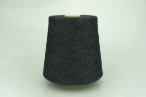 LORO PIANA.  Art. BABY CASHMERE  Col. BASALTO ( Базальт )  Состав: 100% Кашемир ( WS ).  Метраж пряжи: 1300м/100гр. ( 2/26 ) 