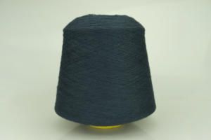 LORO PIANA.  Art. BABY CASHMERE  Col. PETROL ( Морская волна )  Состав: 100% Кашемир ( WS ).  Метраж пряжи: 1300м/100гр. ( 2/26 ) 
