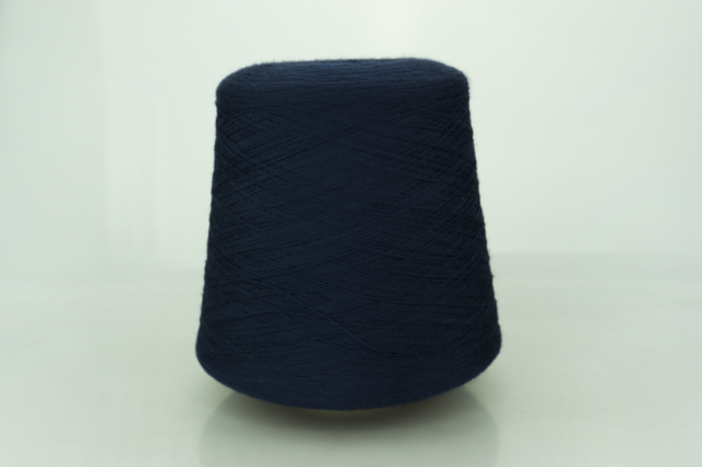 Бобинная пряжа Zegna Baruffa. Art. MILLENNIUM Col. 027573 ( Синий ) Состав: 100% Меринос ( WV ). Метраж пряжи: 3000м/100гр. ( 2/60 )