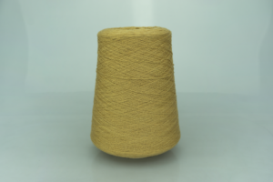 FILATI NATURALI.   Art. HOLIDAY   Col. 91835 ( Пшеничный )  Состав: 100% Меринос ( WV ).  Метраж пряжи: 1400м/100гр. ( 2/28000 ) 