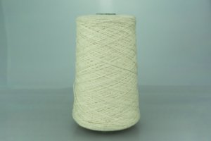 OLIMPIAS GROUP SRL  Art. XMS01534 NADIR  Col. A2122 LATTE ( Молоко )  Состав: 100% Меринос ( WV ).   Метраж пряжи: 450м/100гр. ( 2/9.000 ) 