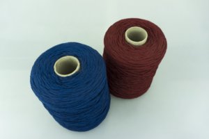 Бобинная пряжа от Tollegno 1900 / Lana Gatto.  Art. CORDONETTO / SPRING SPORTIVA  Состав: 100% Меринос ( WV ). 