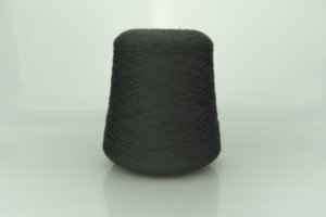 Tollegno 1900 / Lana Gatto.  Art. NEW ROYAL  Col. 13783 GRIGIO SCURO ( Серо-зелёный )  Метраж пряжи: 3000м/100гр. ( 2/60 ) 