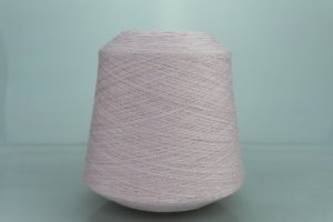 Linsieme Filati Srl.  Art. KLIMT  Col. 3761 ( Розовая пудра )  Состав: 45% Кашемир ( WS ), 55% Меринос ( WV ).  Метраж пряжи: 1200м/100гр. ( 2/24 ) 
