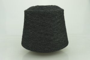 Linsieme Filati Srl.  Art. KLIMT  Col. 309 ( Базальт )  Состав: 45% Кашемир ( WS ), 55% Меринос ( WV ).  Метраж пряжи: 1200м/100гр. ( 2/24 ) 