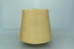 POZZI ELECTA.  Art. SILKTEN  Col. 1045 ( Песочно-золотистый )  Состав: 70% Тенсель ( Tencel ), 45% Шёлк ( SE ).  Метраж пряжи: 2600м/100гр. ( 2/52 ) 