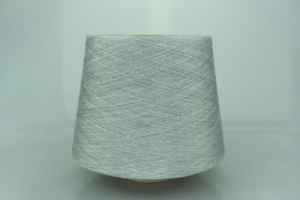 POZZI ELECTA.  Art. SILKTEN  Col. 1194 ( Светло-серый )  Состав: 70% Тенсель ( Tencel ), 45% Шёлк ( SE ).  Метраж пряжи: 2600м/100гр. ( 2/52 ) 