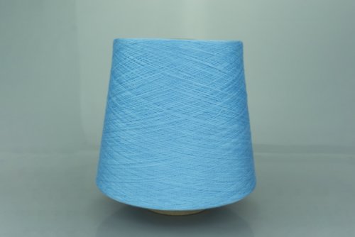 POZZI ELECTA.  Art. SILKTEN  Col. 1032 ( Небесно-голубой )  Состав: 70% Тенсель ( Tencel ), 45% Шёлк ( SE ).  Метраж пряжи: 2600м/100гр. ( 2/52 ) 