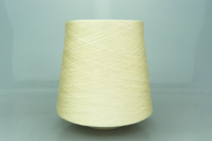 POZZI ELECTA.  Art. SILKTEN  Col. 1109 ( Ванильный )  Состав: 70% Тенсель ( Tencel ), 45% Шёлк ( SE ).  Метраж пряжи: 2600м/100гр. ( 2/52 ) 