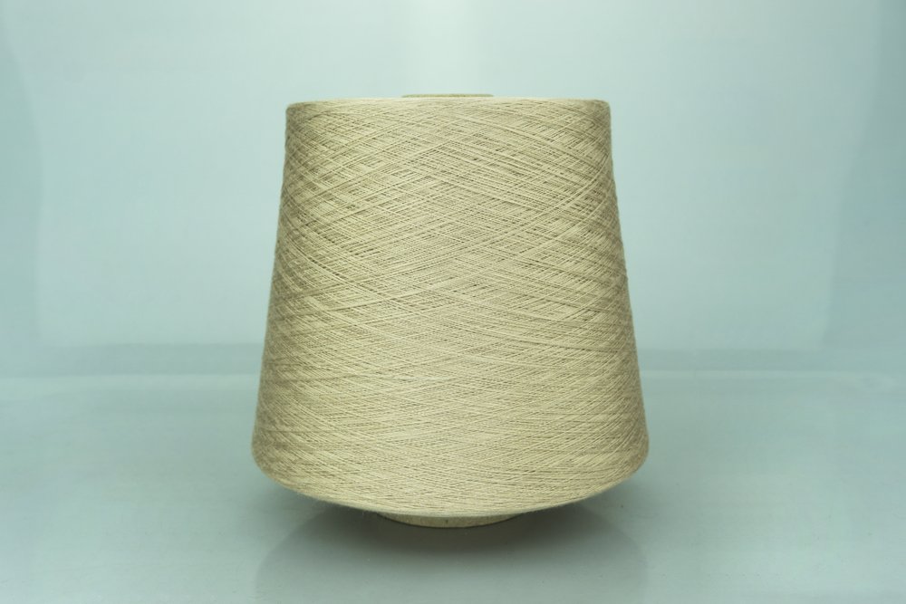 POZZI ELECTA.  Art. SILKTEN  Col. 1115 ( Бежевый лён )  Состав: 70% Тенсель ( Tencel ), 45% Шёлк ( SE ).  Метраж пряжи: 2600м/100гр. ( 2/52 ) 