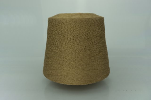 GI.TI.BI. FILATI S.r.l.  Art. VITA  Col. 13204 ( Верблюжий )  Состав: 80% Хлопок ( CO ), 10% Полиамид ( PA ), 10% Полиэфирное волокно ( PBT ).  Метраж пряжи: 2600м/100гр. ( 2/52 ) 